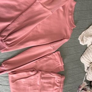 NWOT Never Worn Sweatsuit
